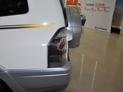 2011款 3.0 自动 GLX 7座