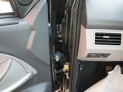 2011款 1.3L 手動(dòng) 豪華型