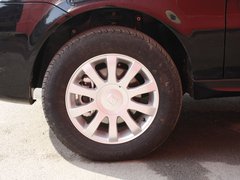2011款 1.3L 手动 豪华型