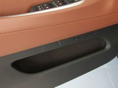 2011款 535i 3.0T xDrive豪华型