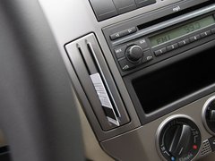 2011款 新劲取 1.4L 手动 实尚版