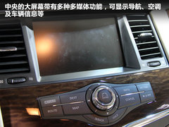 2012款 5.6L 自动 旗舰版 7座