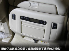 2012款 5.6L 自动 旗舰版 7座