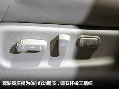 2012款 5.6L 自动 旗舰版 7座