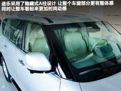 2012款 5.6L 自动 旗舰版 7座