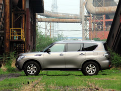 2012款 5.6L 自动 旗舰版 7座