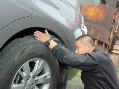 2012款 5.6L 自动 旗舰版 7座