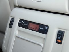 2012款 5.6L 自动 旗舰版 7座