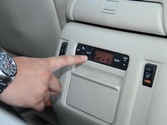 2012款 5.6L 自动 旗舰版 7座