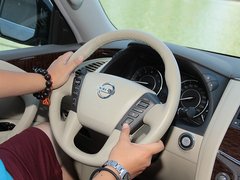 2012款 5.6L 自动 旗舰版 7座