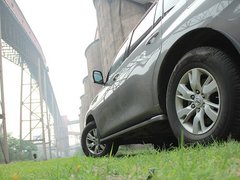 2012款 5.6L 自动 旗舰版 7座