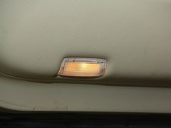 2012款 5.6L 自动 旗舰版 7座