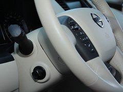 2012款 5.6L 自动 旗舰版 7座