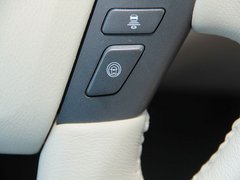 2012款 5.6L 自动 旗舰版 7座