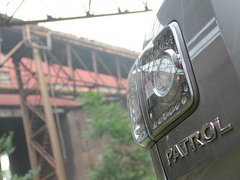 2012款 5.6L 自动 旗舰版 7座