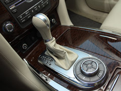 2012款 5.6L 自动 旗舰版 7座