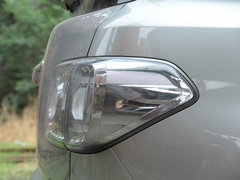 2012款 5.6L 自动 旗舰版 7座