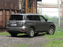 2012款 5.6L 自动 旗舰版 7座