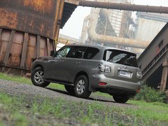 2012款 5.6L 自动 旗舰版 7座