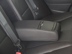 2012款 3.5L 自动 标准版