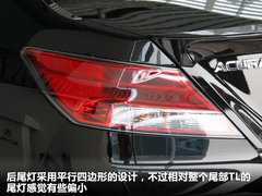 2012款 3.5L 自动 标准版