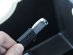 2012款 3.5L 自动 标准版
