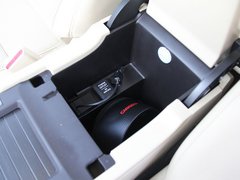 2012款 3.5L 自动 标准版