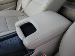 2012款 3.5L 自动 标准版