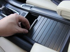 2012款 3.5L 自动 标准版