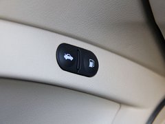 2012款 3.5L 自动 标准版