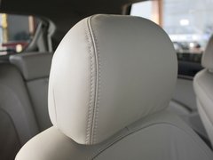 2009款 3.8L 自动 5座舒适版