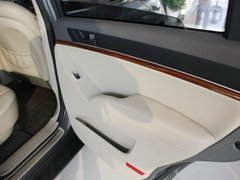 2009款 3.8L 自动 5座舒适版