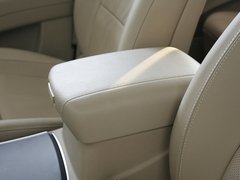 2009款 3.8L 自动 5座舒适版