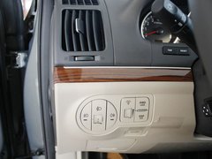 2009款 3.8L 自动 5座舒适版