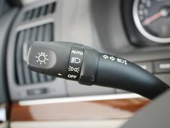 2009款 3.8L 自动 5座舒适版