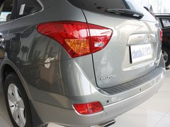 2009款 3.8L 自动 5座舒适版