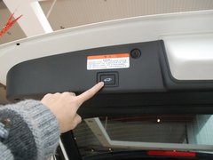2009款 3.8L 自动 5座豪华版