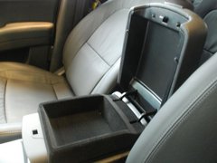 2009款 3.8L 自动 5座豪华版