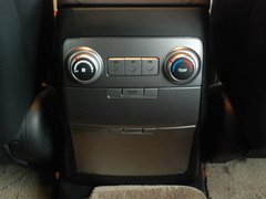 2009款 3.8L 自动 5座豪华版