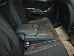2009款 3.8L 自动 5座豪华版