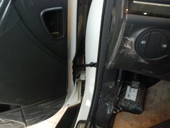 2009款 3.8L 自动 5座豪华版