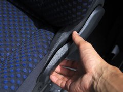 2011款 1.6L 手动 尊雅型 7座
