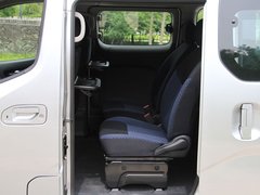 2011款 1.6L 手动 尊雅型 7座
