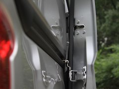 2011款 1.6L 手动 尊雅型 7座