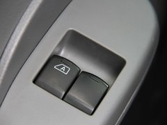 2011款 1.6L 手动 尊雅型 7座