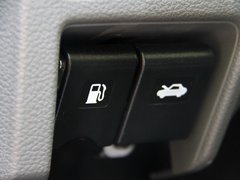 2011款 1.6L 手动 尊雅型 7座