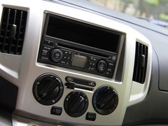 2011款 1.6L 手动 尊雅型 7座