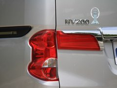 2011款 1.6L 手动 尊雅型 7座