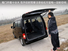 2011款 1.6L 手动 尊雅型 7座