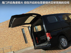 2011款 1.6L 手动 尊雅型 7座